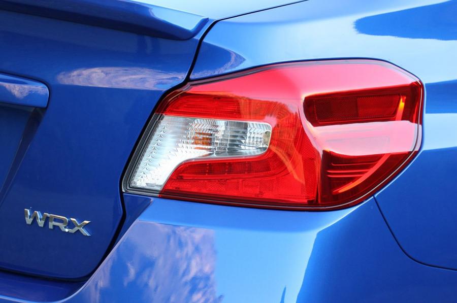  Subaru WRX 2015 года  (фото 18 из 115)